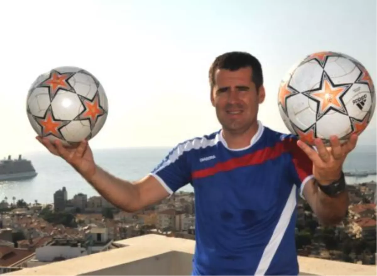 Altınordu\'da Hedef Hem Zirve Hem Futbolcu Kazandırmak