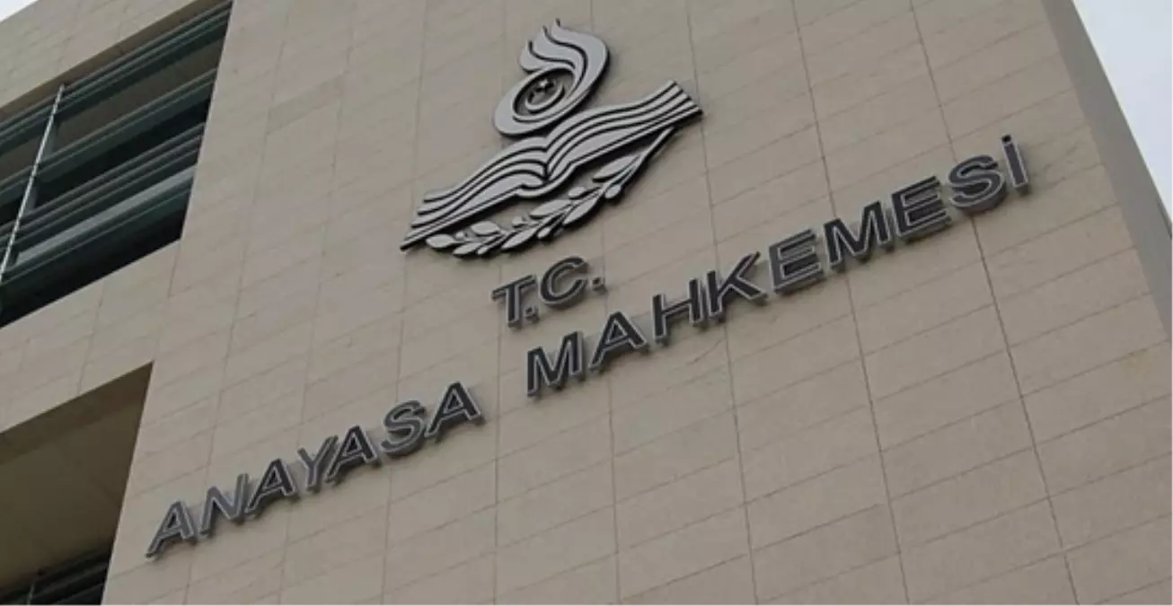 Anayasa Mahkemesi\'nden 5 Parti Hakkında Suç Duyurusu