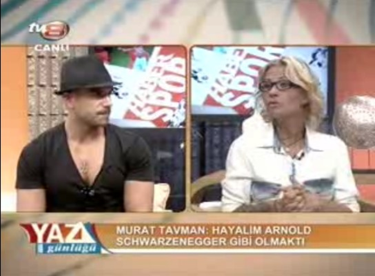 Arnold Schwarzenegger Benim İdolümdür!
