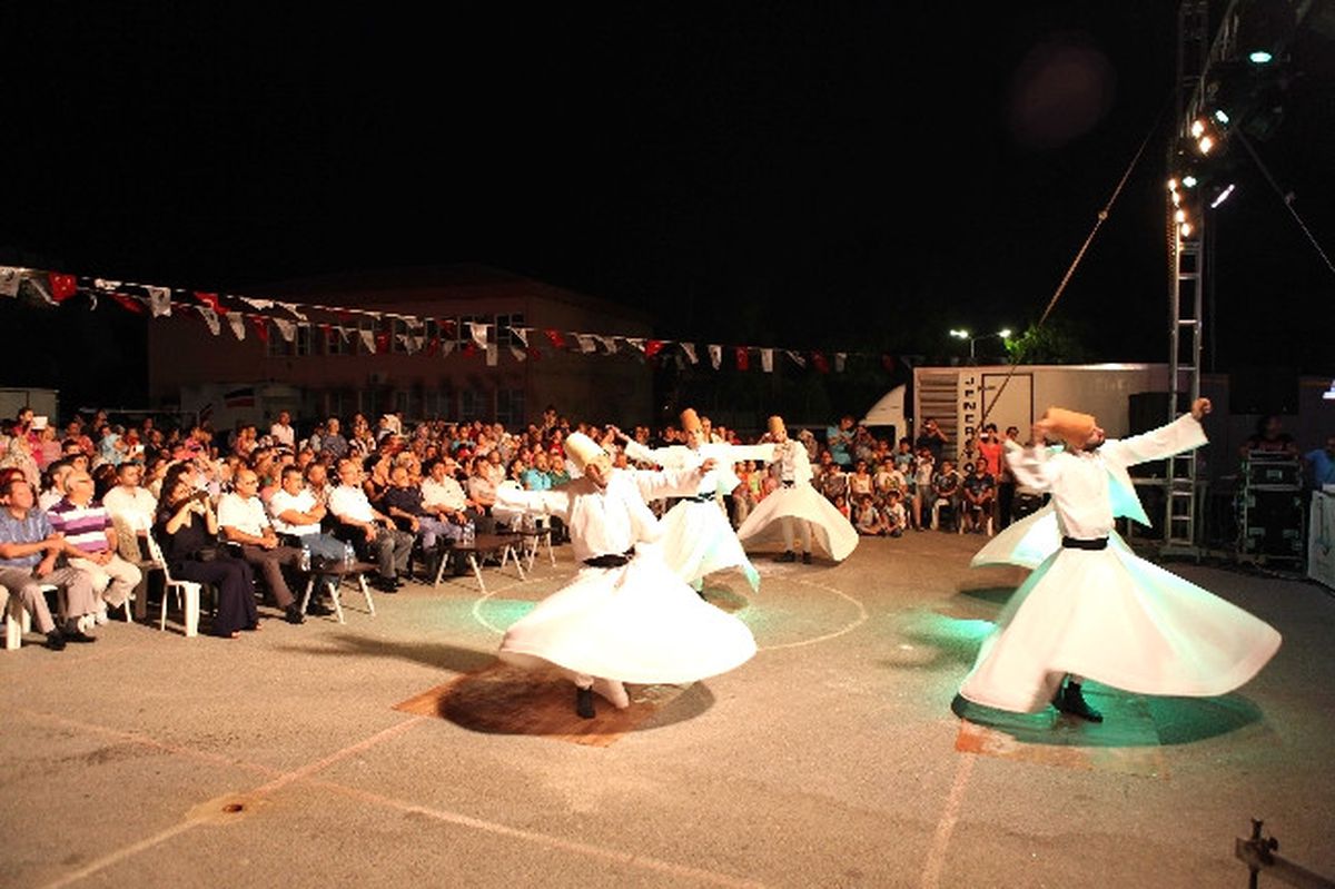 Bayraklı\'da Unutulmaz Gece