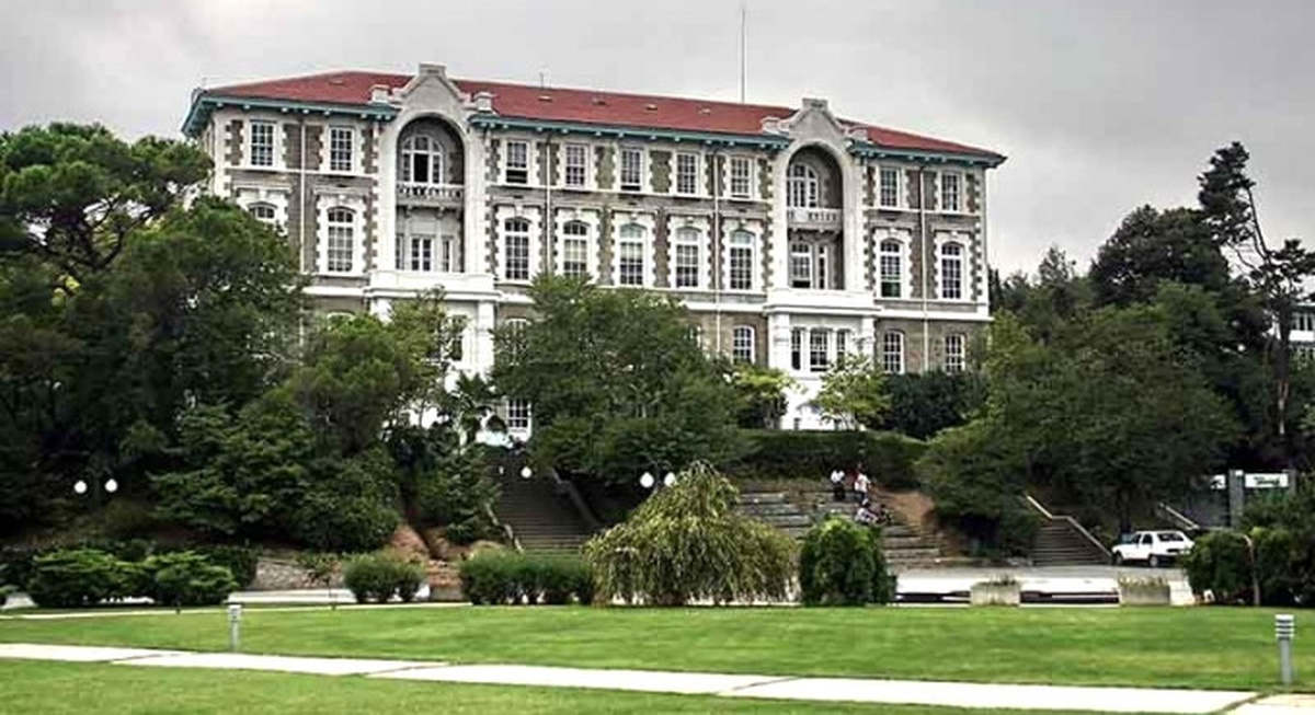Boğaziçi Üniversitesi Zirveye Oynuyor