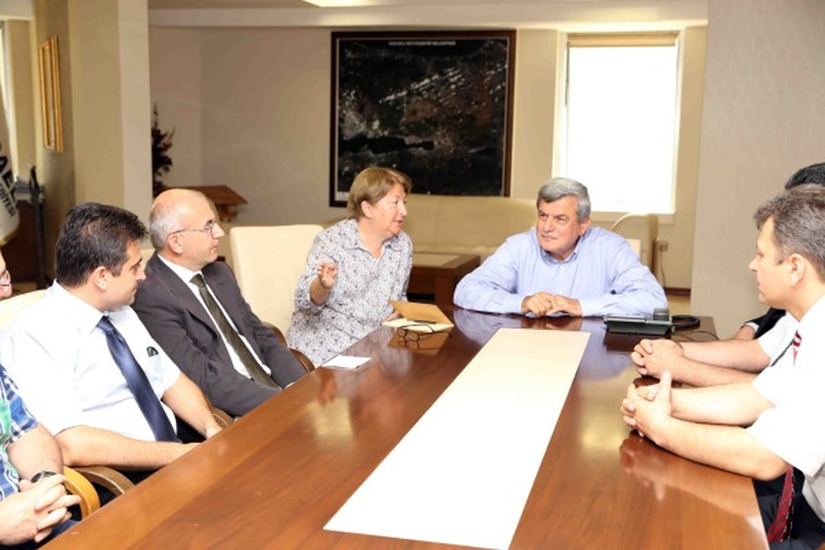 Büyükşehir KOÜ İçin Laboratuar