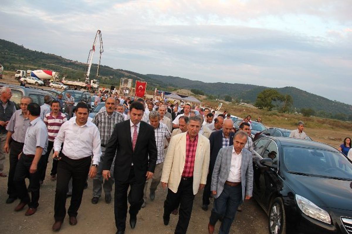 Çaycuma\'da Atıksu Arıtma Tesisinin Temeli Atıldı