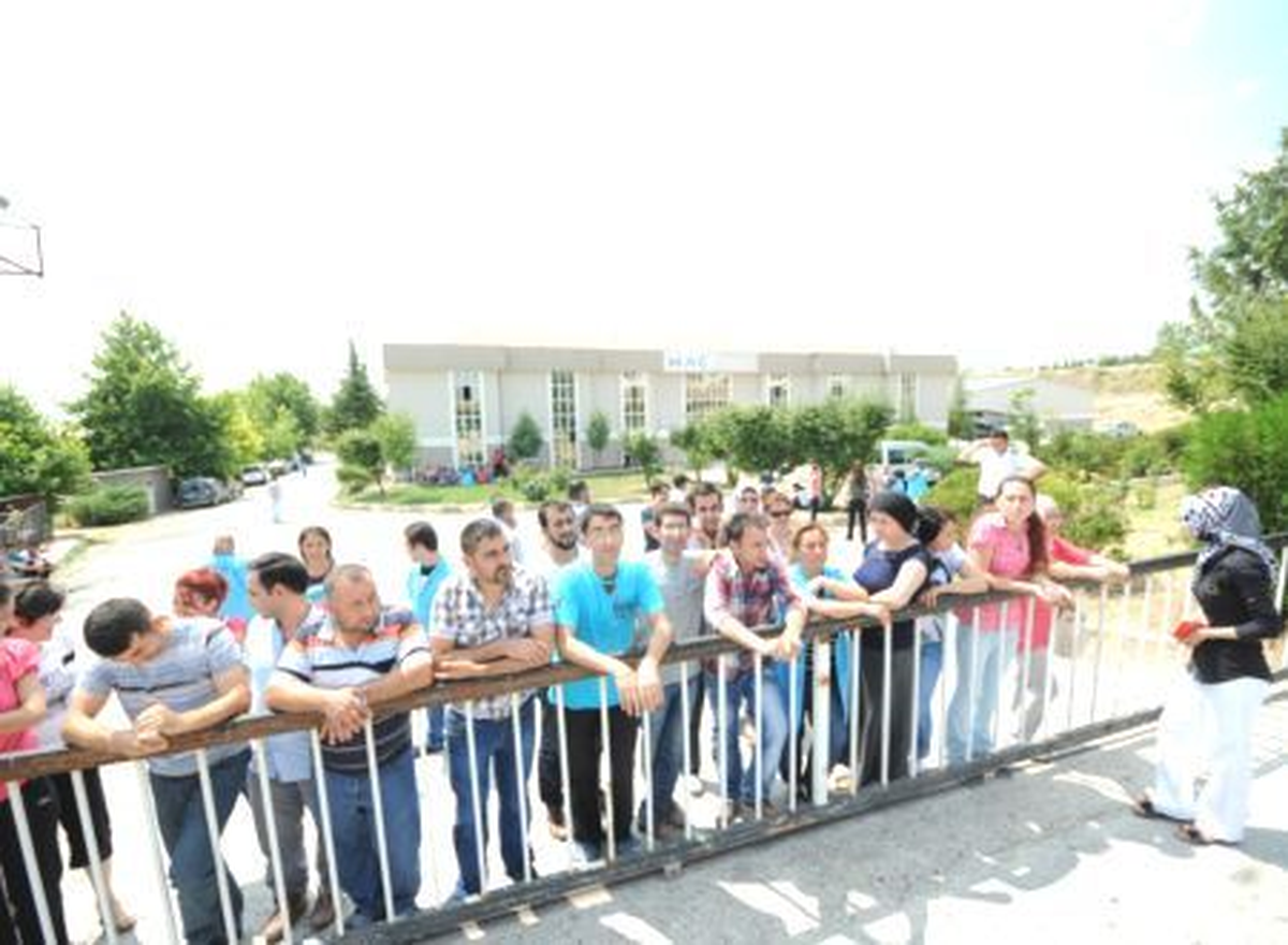 Çorum\'daki Tekstil İşçilerinin İş Bırakması