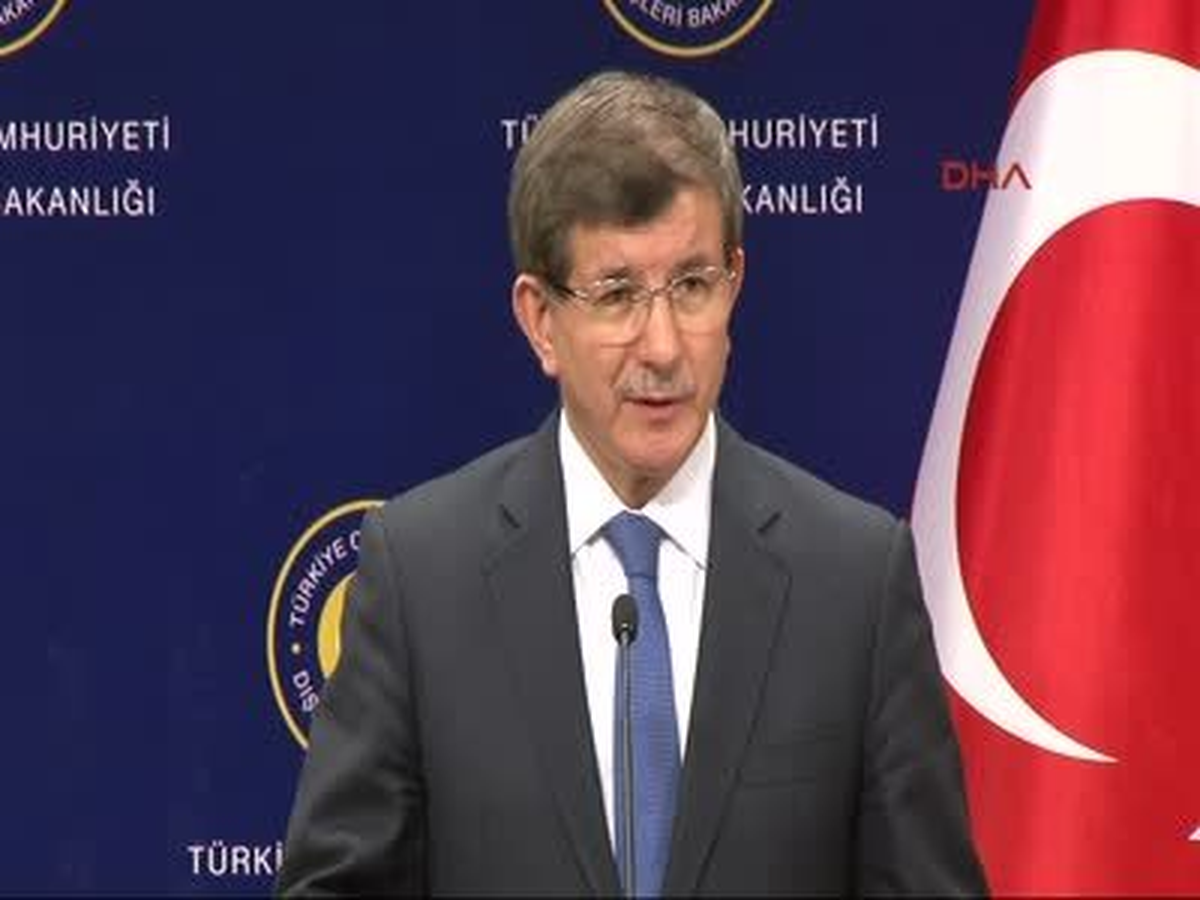 Davutoğlu Bakü\'de Aliyev ve Azeri Mevkidaşı Memmedyarov\'la Buluştu