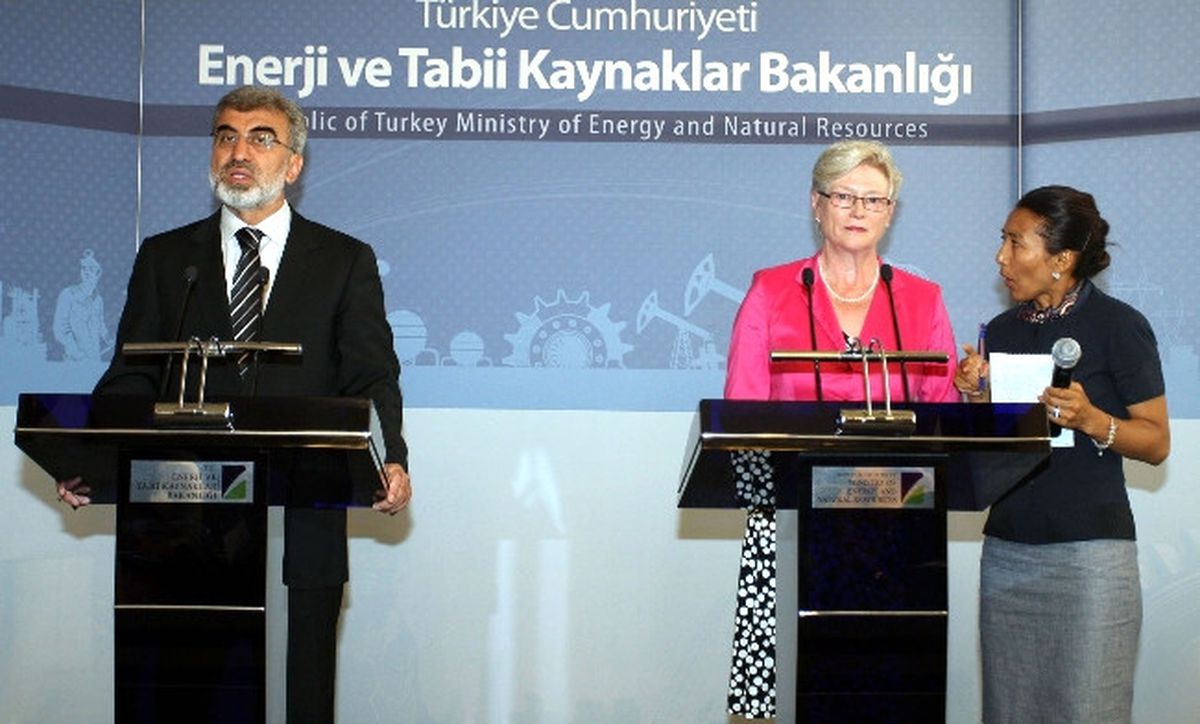 Enerji Bakanı Yıldız\'ın Açıklamaları (2)