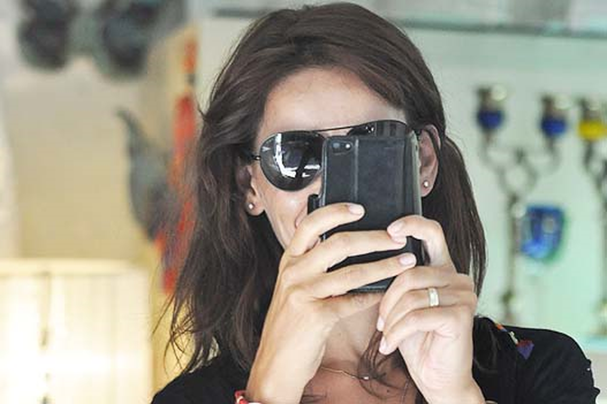 Esra Erol, Hülya Avşar\'a Özendi