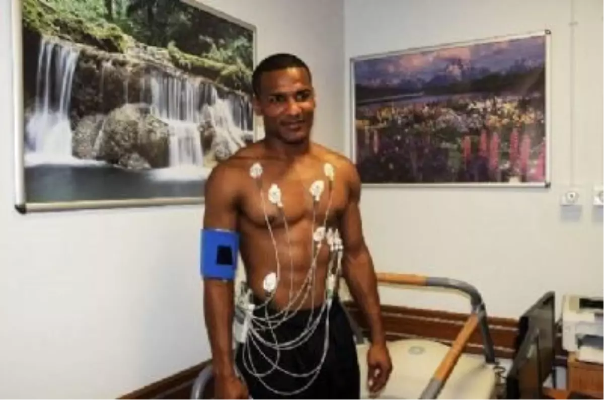 Malouda Resmen Trabzonspor\'da