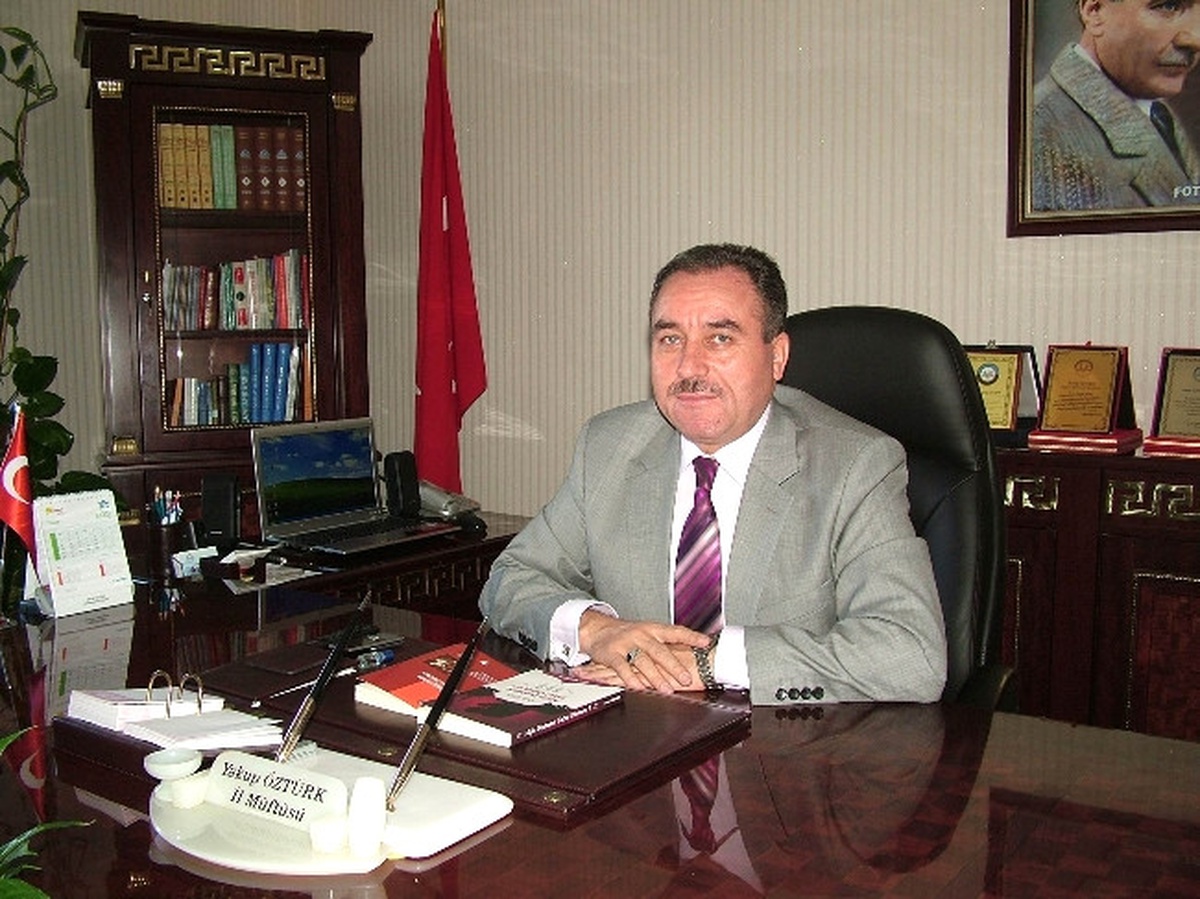Müftü Öztürk\'ten Fitre ve Zekat Uyarısı