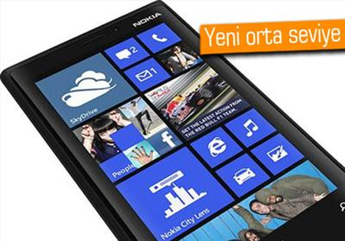 Nokia\'dan 4.7 İnç Ekranlı Yeni Bir Lumia Modeli