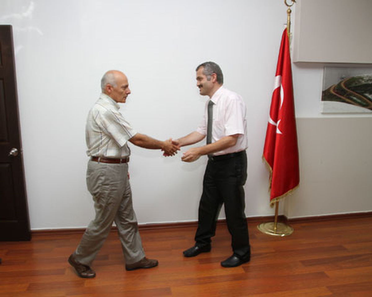Rektör Yılmaz\'dan Yeni Rektör Yardımcısına Ziyaret