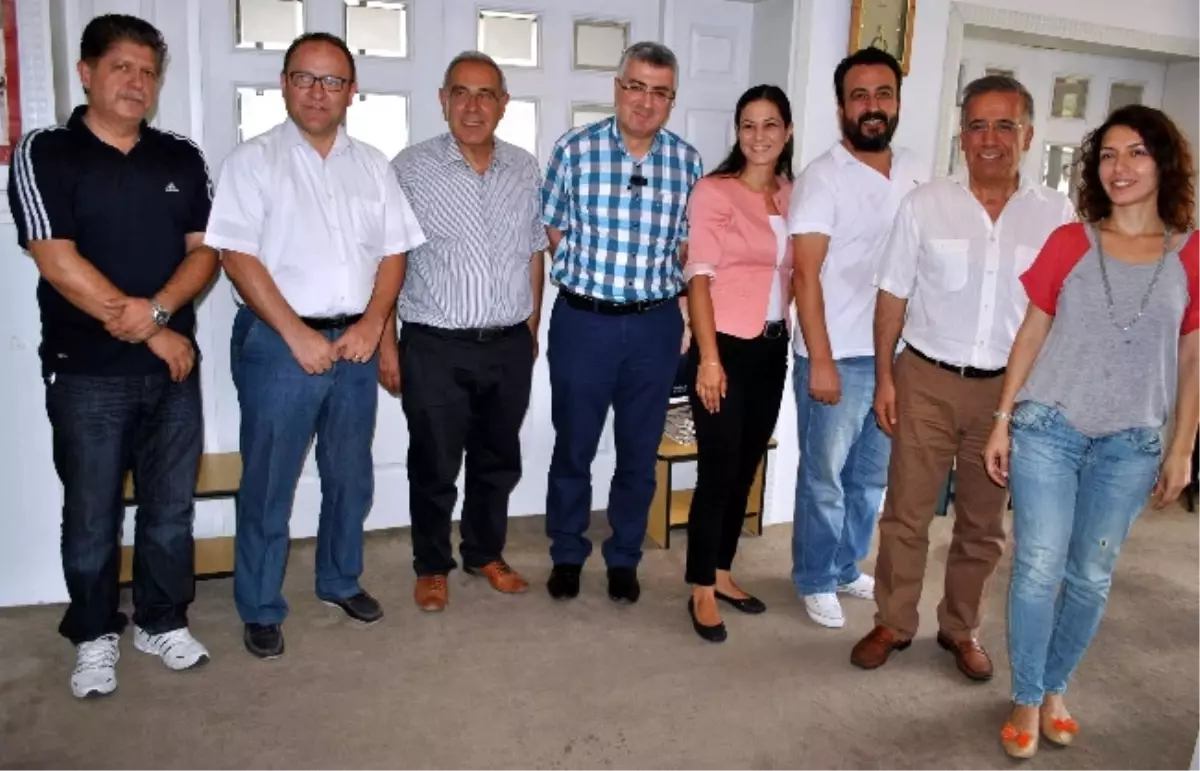 Sanayiciler Bürokrasiden Şikayetçi