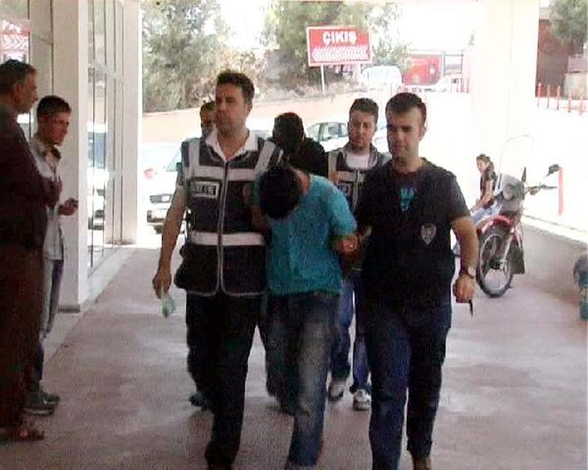 Şanlıurfa\'da Hırsızlık İddiasına 2 Gözaltı