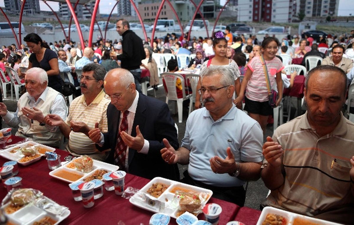 Susuz Mahallesi\'ne Ramazan Müjdesi
