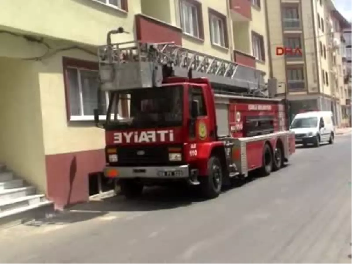 Tekirdağ 8 Yaşındaki Çocuk Çakmakla Oynarken Evi Yakıyordu