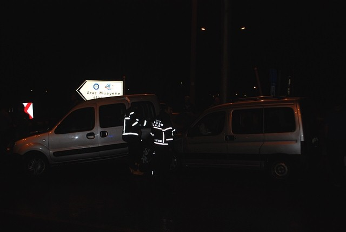 Tosya\'da Trafik Kazasında 3 Kişi Yaralandı