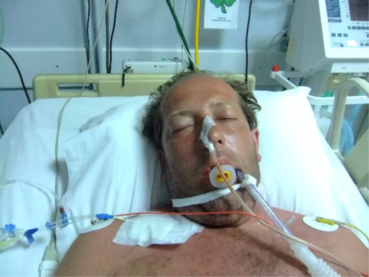 Turistin Yüzü Türk Gence Nakledilecek