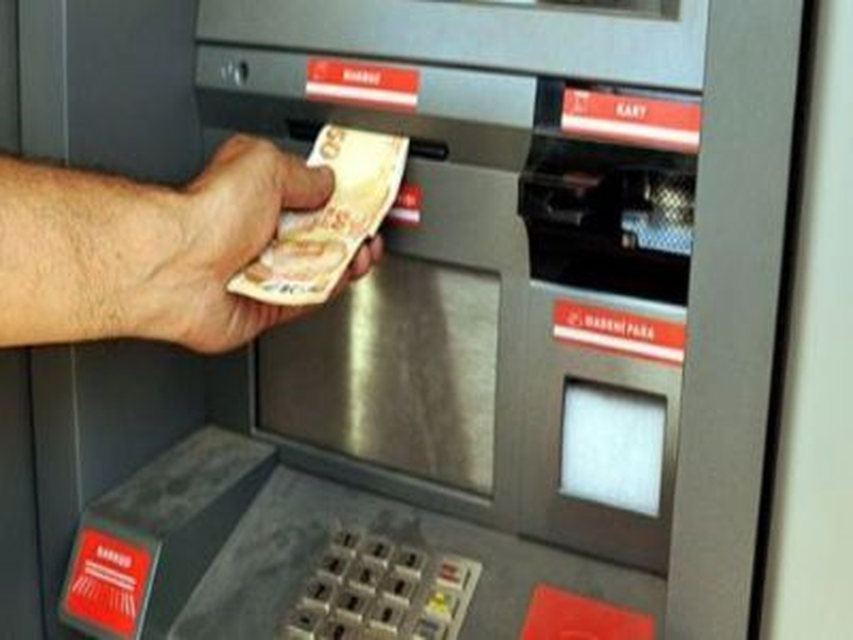Yardım Bahanesiyle Yaşlıları Dolandırdılar