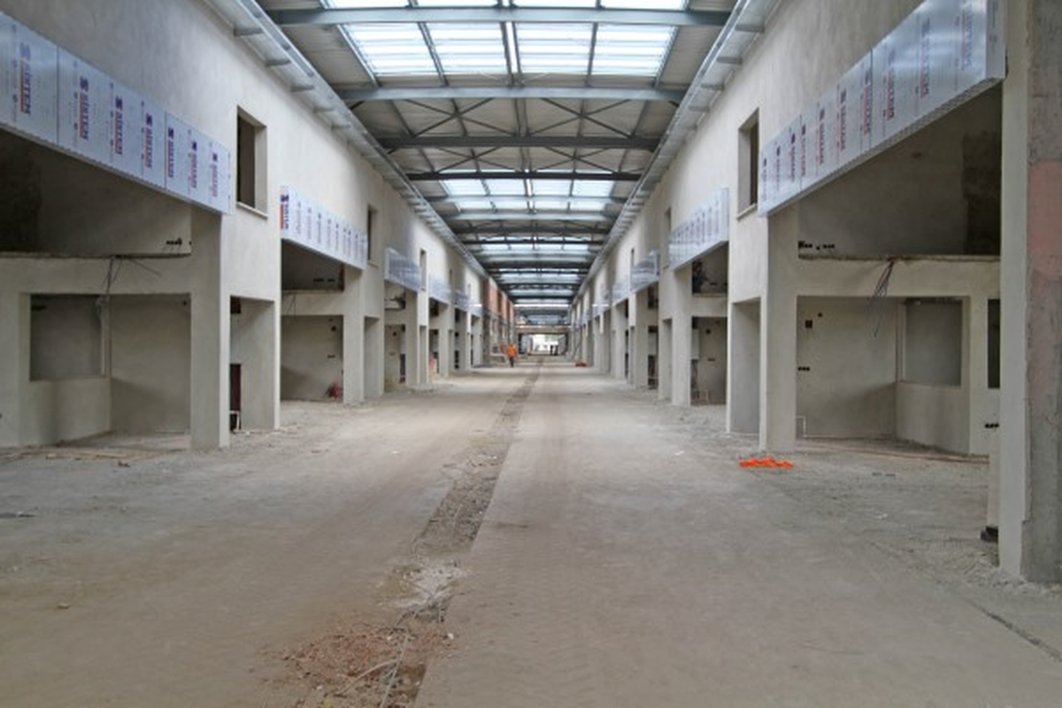 Yeni Hal Binası Şekilleniyor