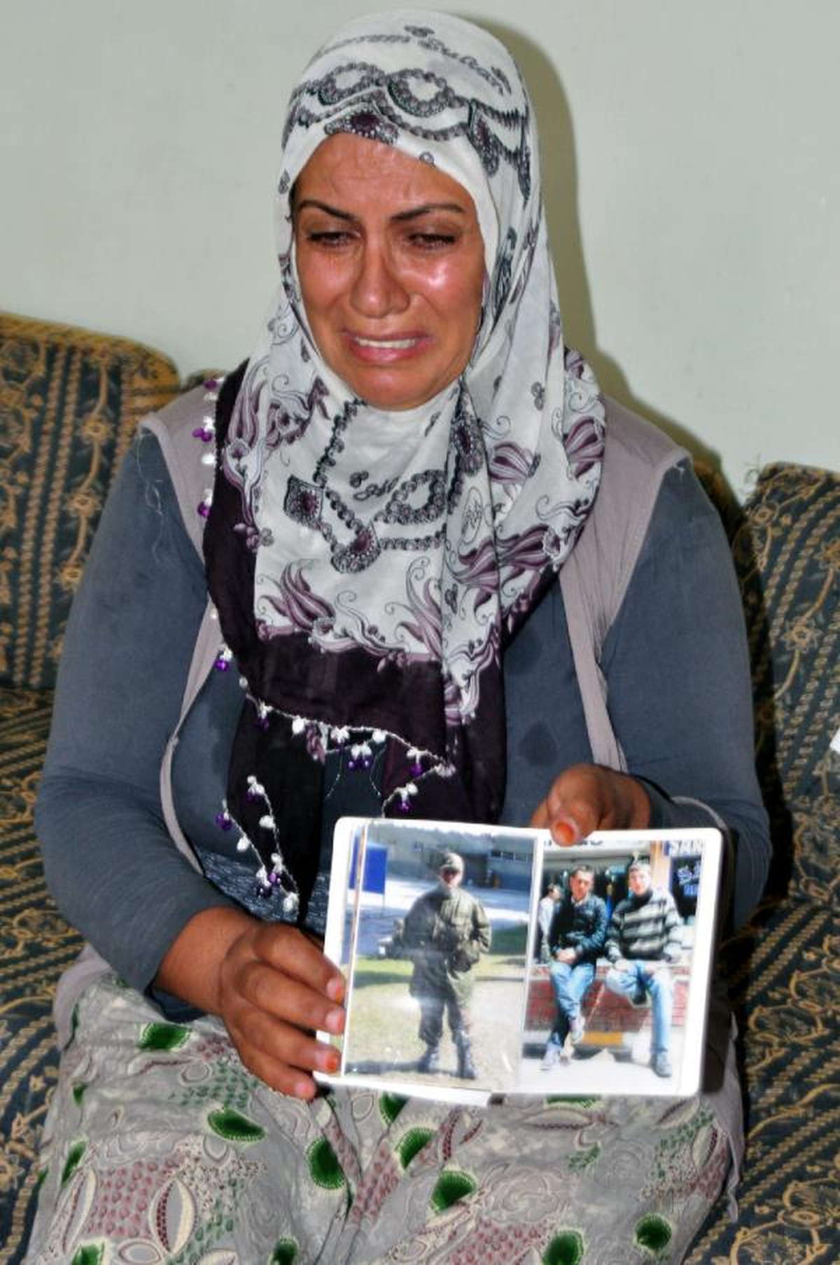 22 Yaşındaki Oğlu Öldürülen Anne: Katilini Bulun