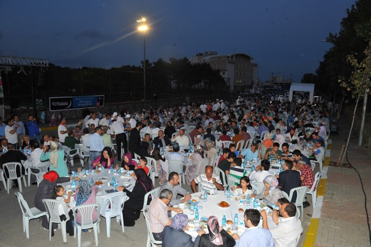 3 Bin Ümraniyeli Aynı Sofrada Buluştu