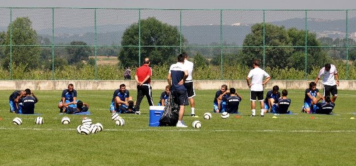 Adana Demirspor\'da Yeni Sezon Hazırlıkları Devam Ediyor