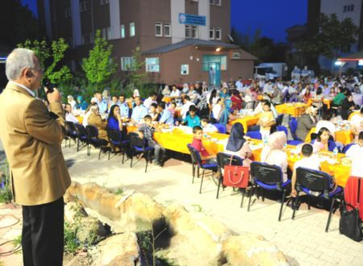 Afşin Belediyesi, Personeline İftar Verdi