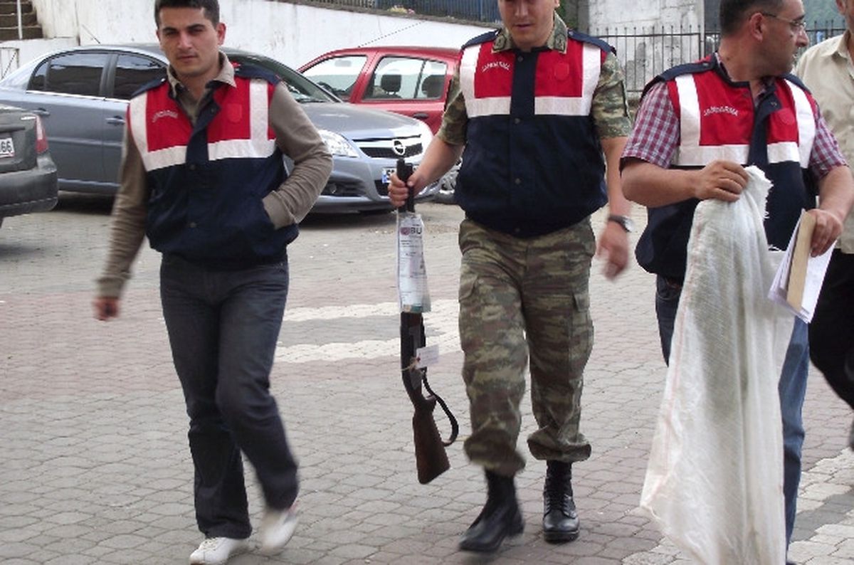 Akkuş\'ta Hint Keneviri Operasyonu