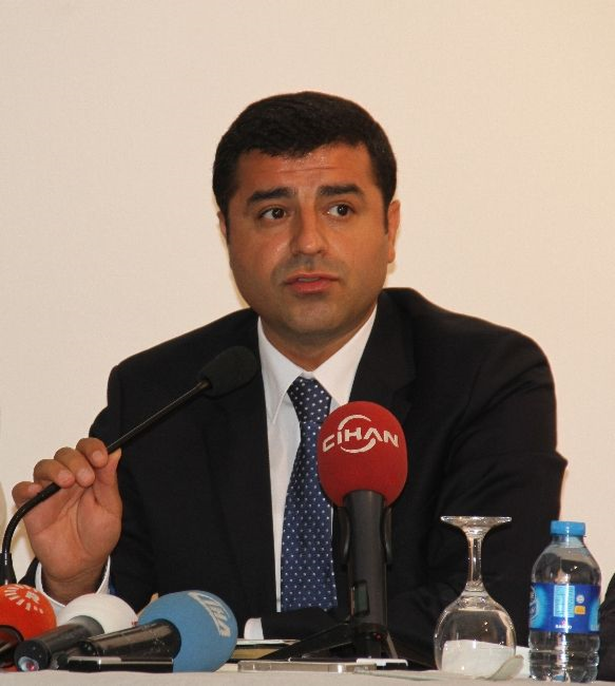 Amerika\'nın Sesi: Demirtaş\'ın Kuşkuları Pekiştirdi