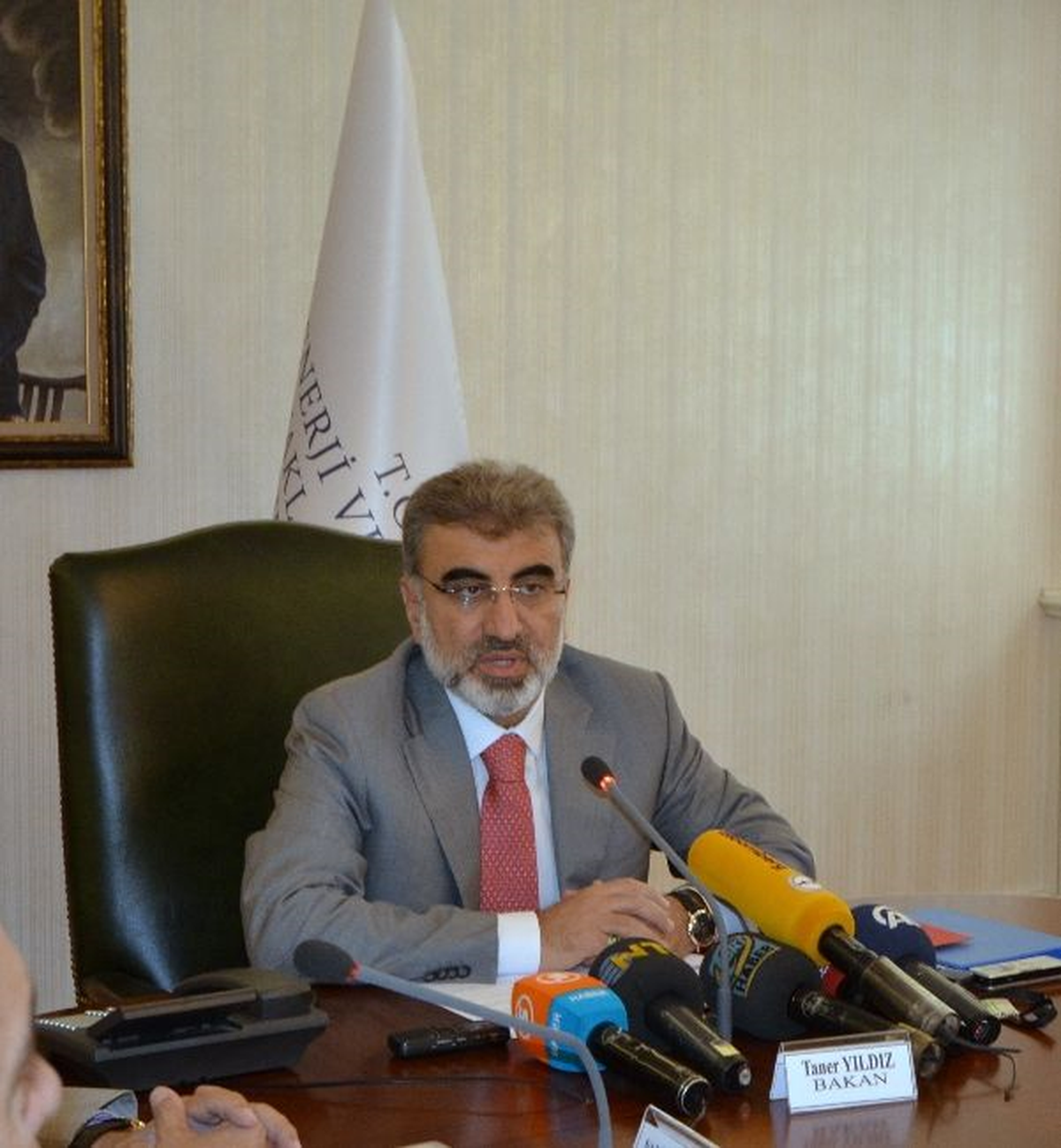 Bakan Yıldız, ATO Yönetim Kurulu\'nu Kabul Etti