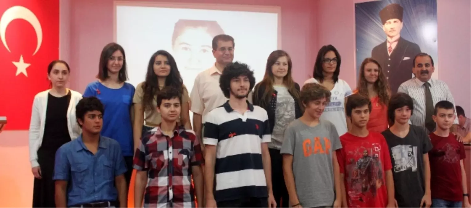 Başarılı Öğrenciler Ödüllendirildi