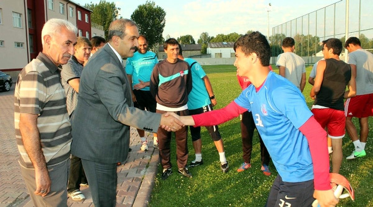 Başkan Ürgüp, 4 Eylül Belediyespor\'u Ziyaret Etti