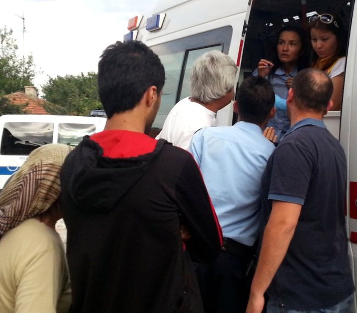 Çocuğunu Görmek İsteyen Geline Dayak