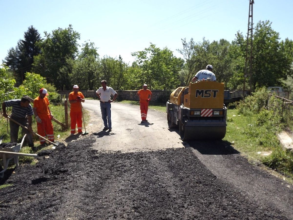 Daday da Asfaltlama Çalışmaları Aralıksız Sürdürülüyor
