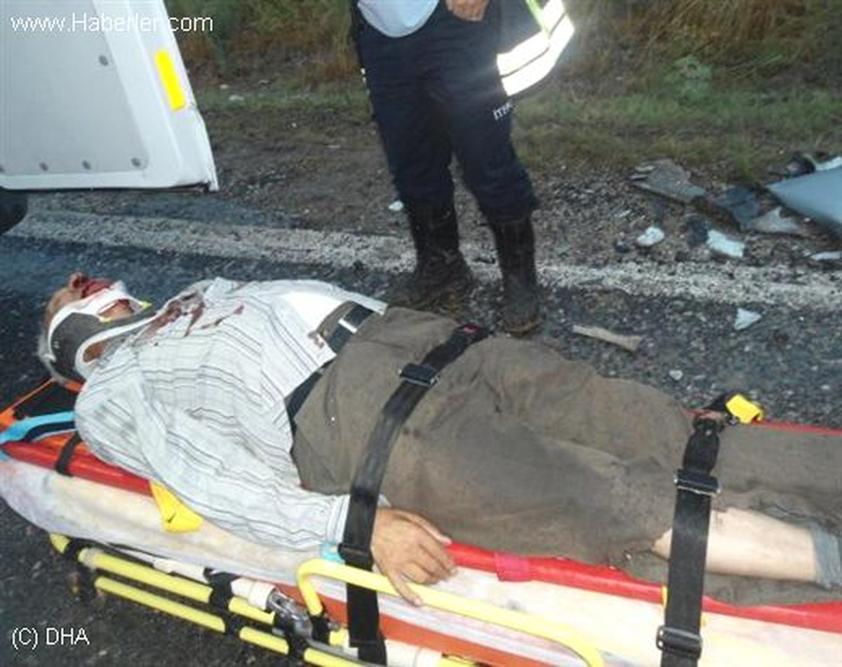 Denizli\'de Trafik Kazaları: 7 Yaralı