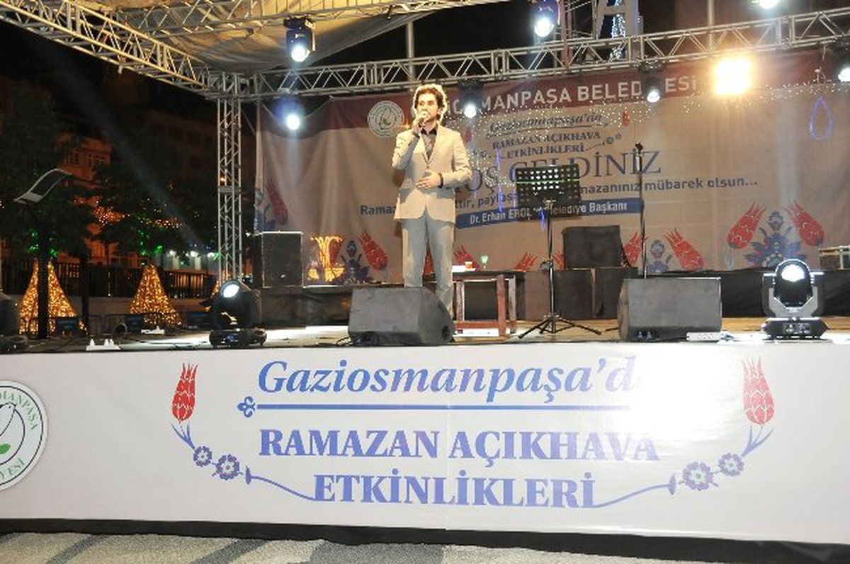 Gaziosmanpaşa\'da Şiir Gecesi