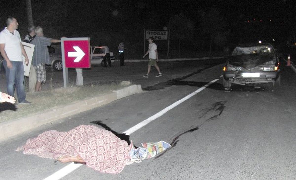 Gemlik\'te Trafik Kazası: 1 Ölü, 2 Yaralı
