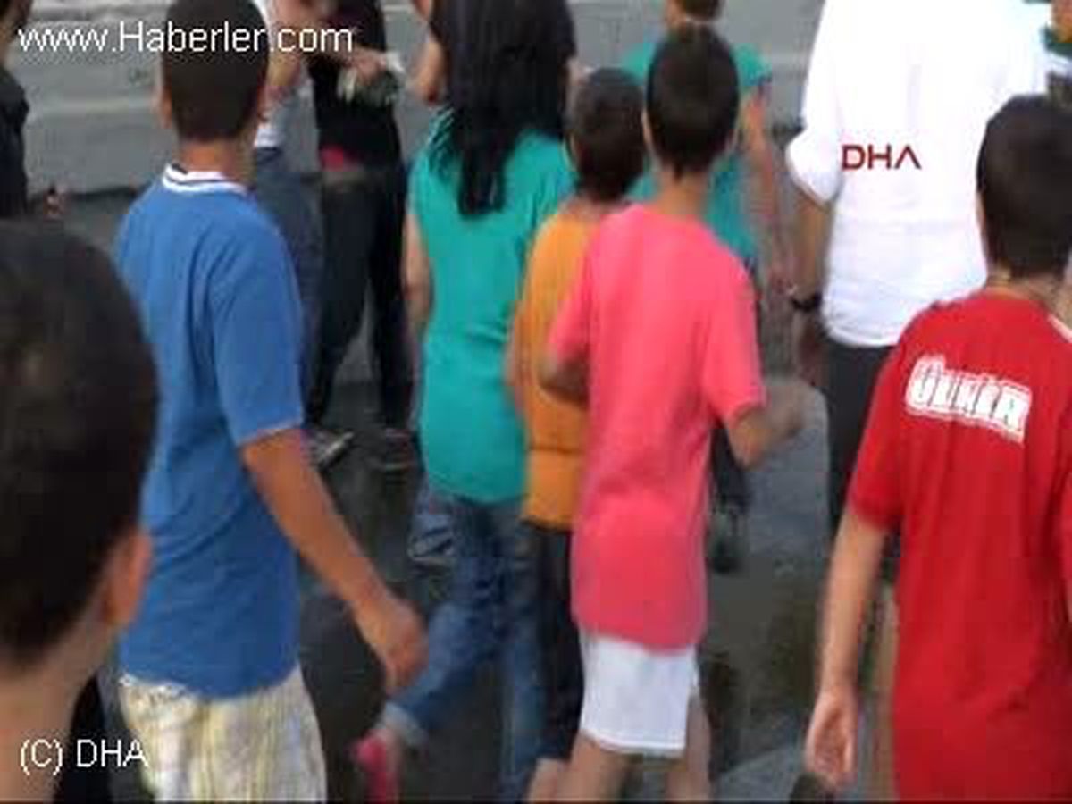 Gezi Parkı\'nda Çay Kavgası