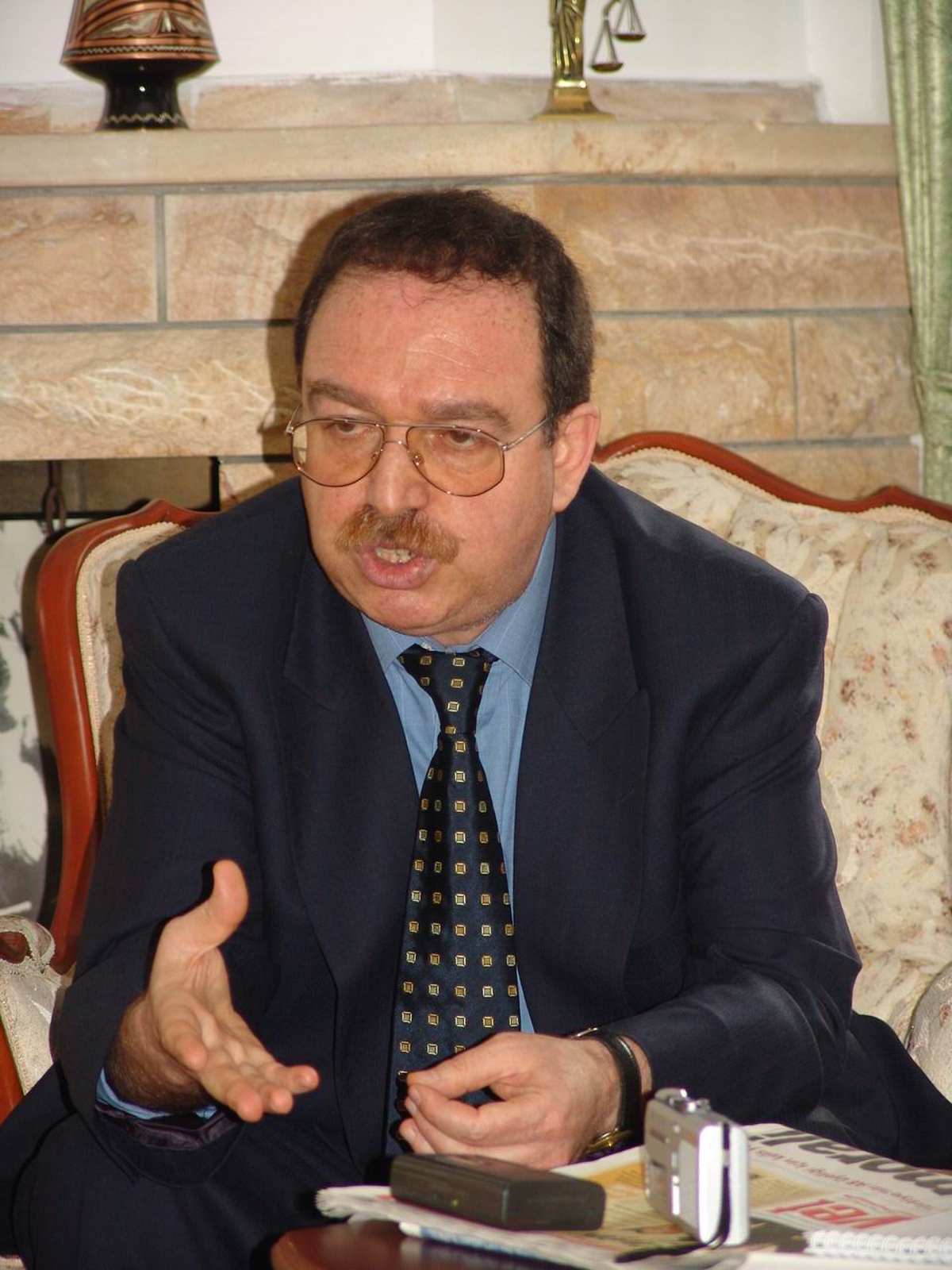 Hatip Dicle: Kelepçe ile Katılmam