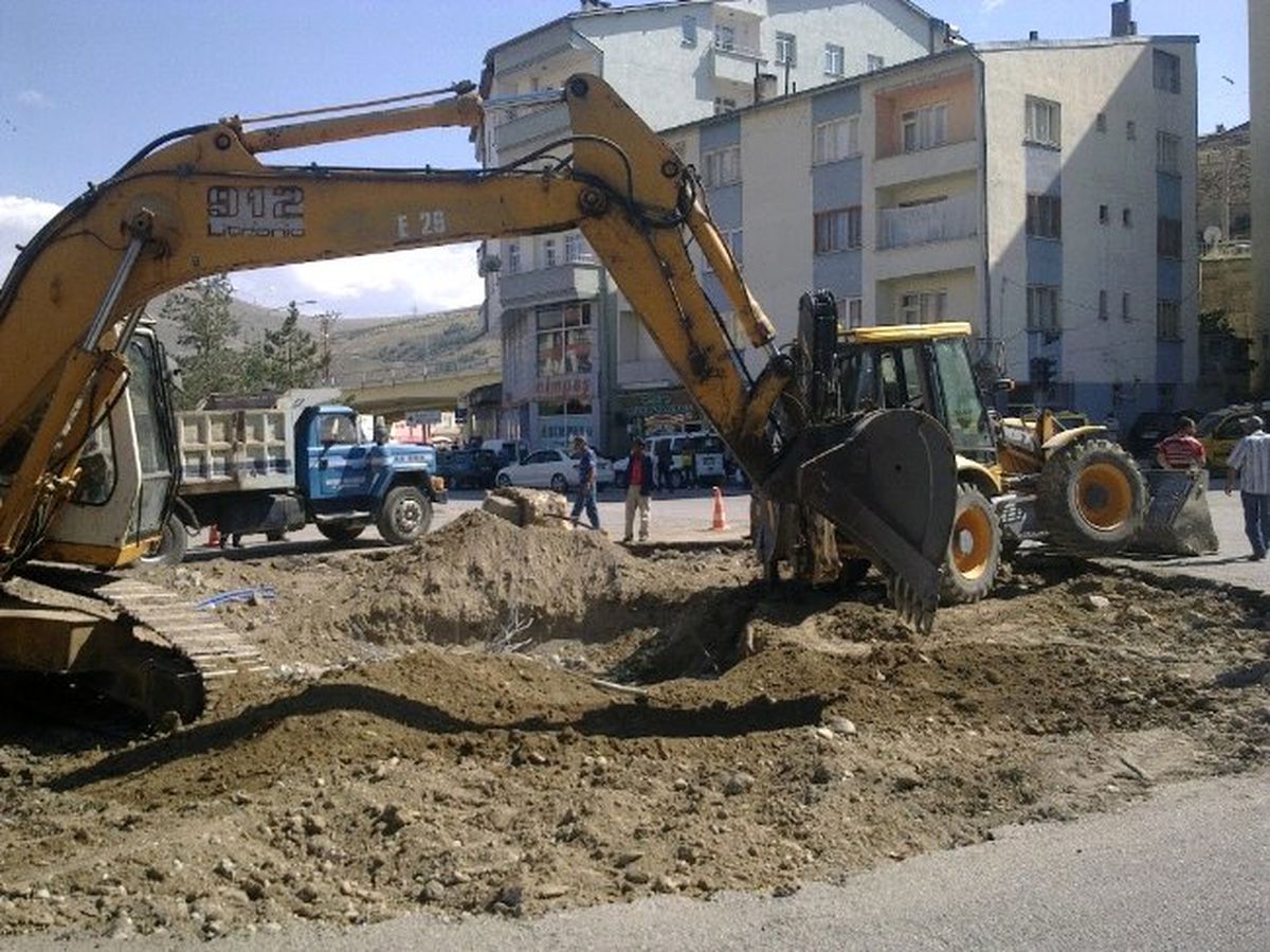 Havuzlu Kavşak İnşaatı Başladı