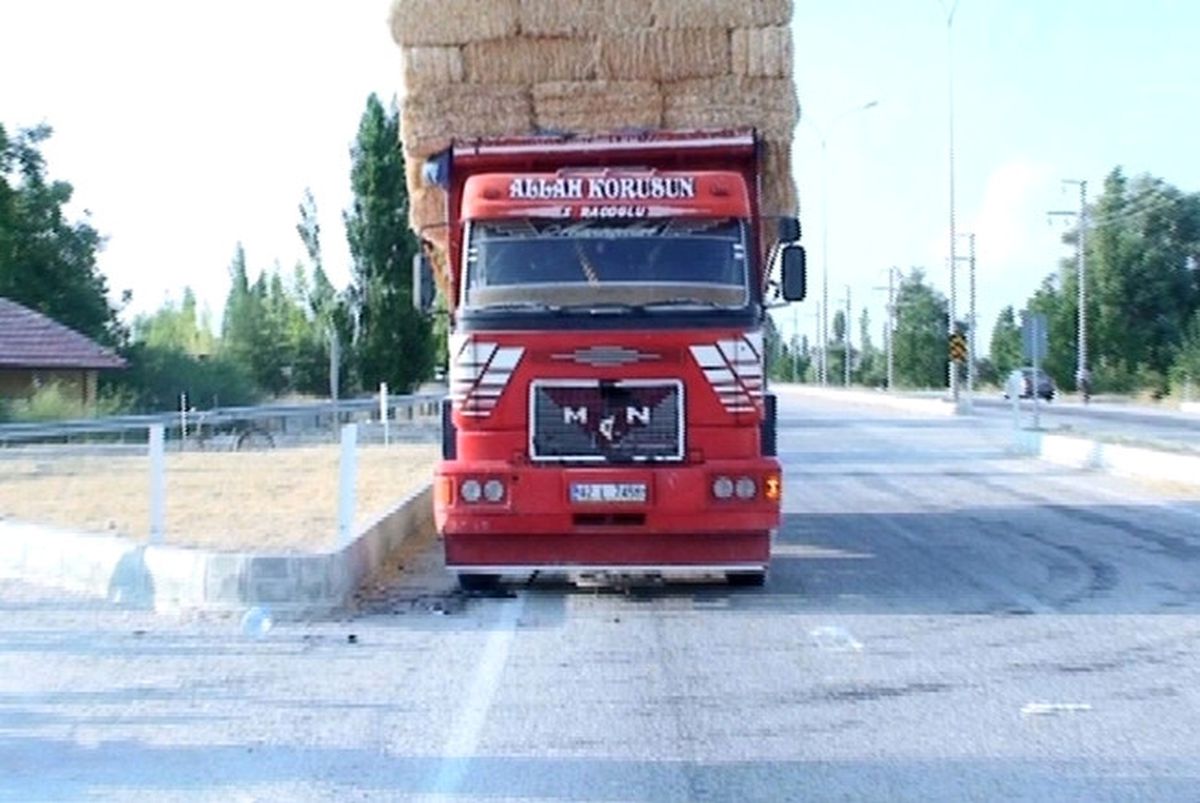 Kamyonun Altında Kalan Bisikletli Öldü