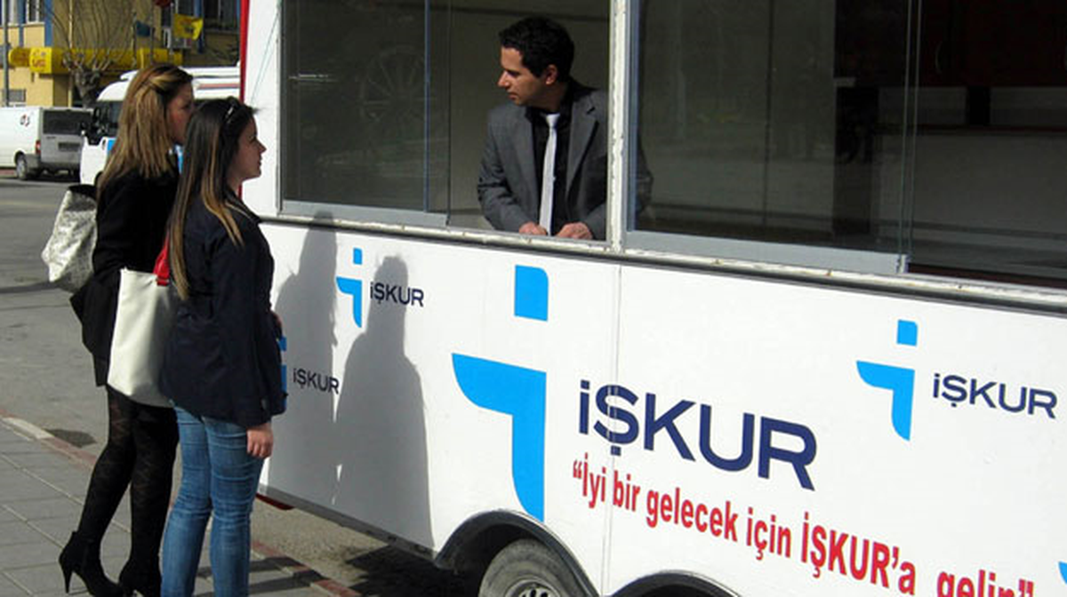 Karavanla Yollara Düşüp, 2 Bin 500 İşsize Ulaştılar