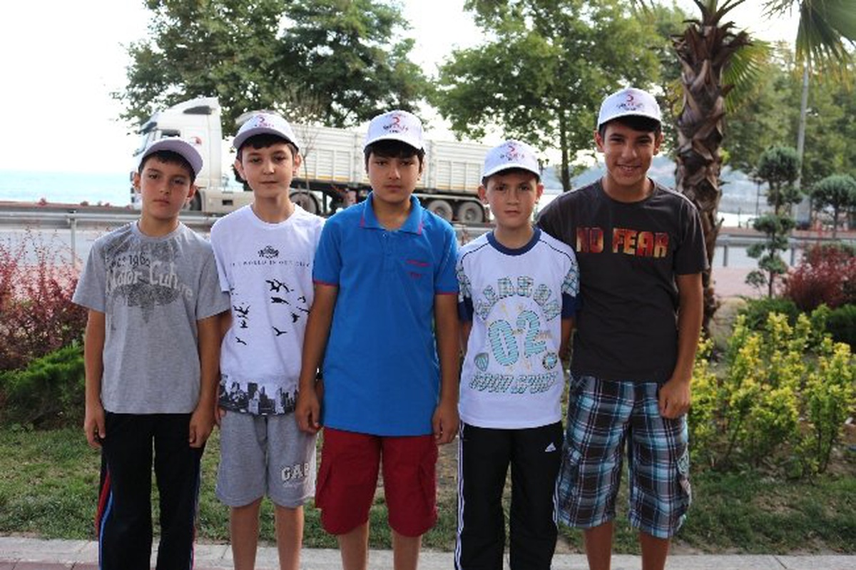 Kızılay, Öğrencileri Doğa Kampına Gönderdi