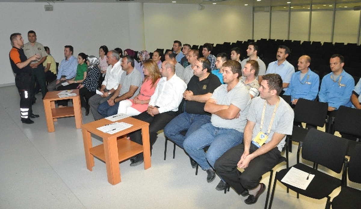 Merinos Personeline \'Temel Afet Bilinci\' Eğitimi Veriliyor