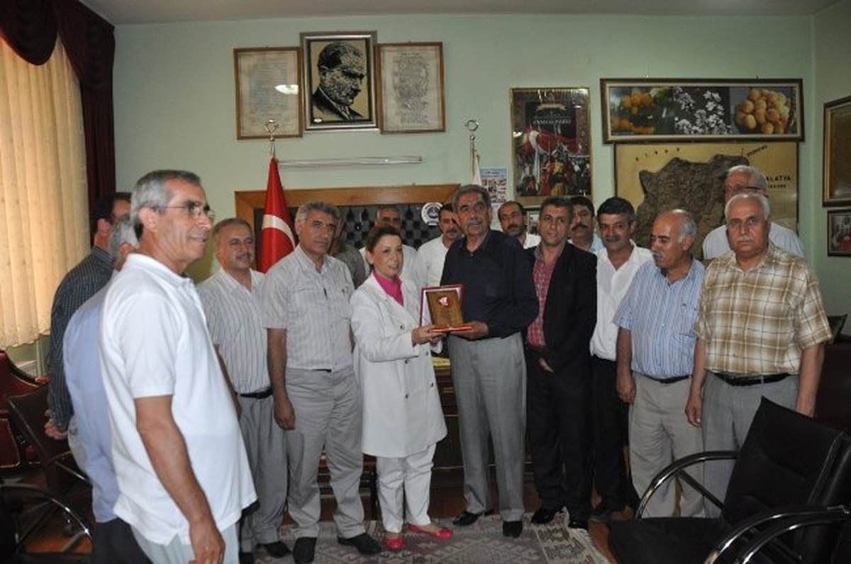 Milletvekili Çalık, Muhtarlar Derneğini Ziyaret Etti