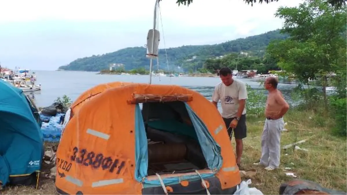 Karadeniz\'i Yüzerek Geçmek İsteyen Rus, Ordu\'ya Geldi