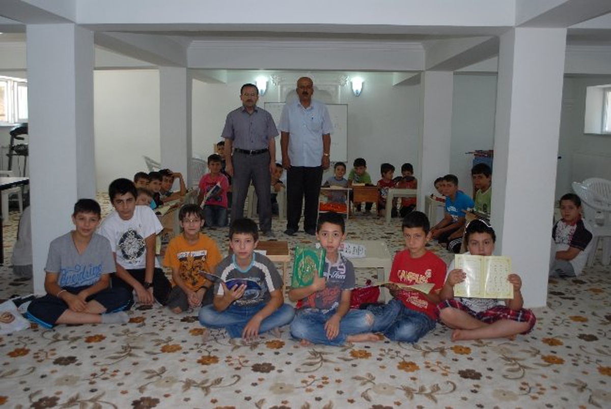 (Özel Haber) Camiler Çocuklarla Cıvıl Cıvıl