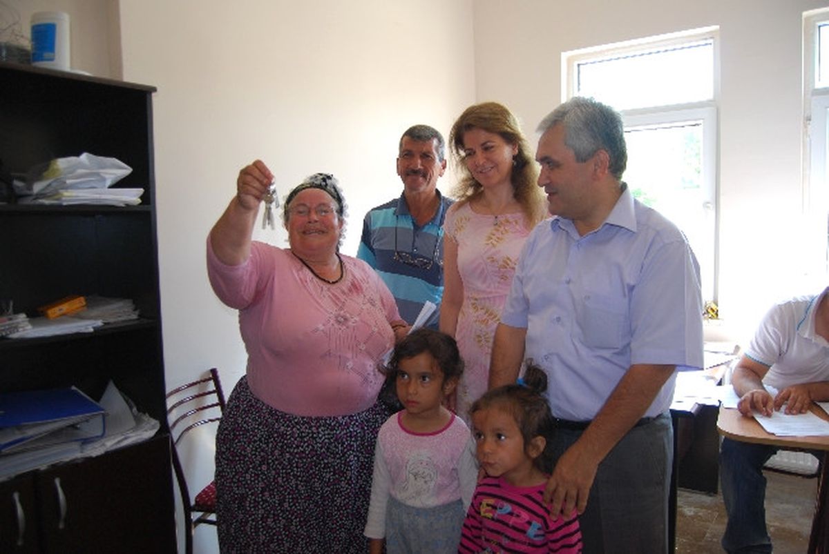 TOKİ 2+1 Sosyal Konutlar Teslim Edildi
