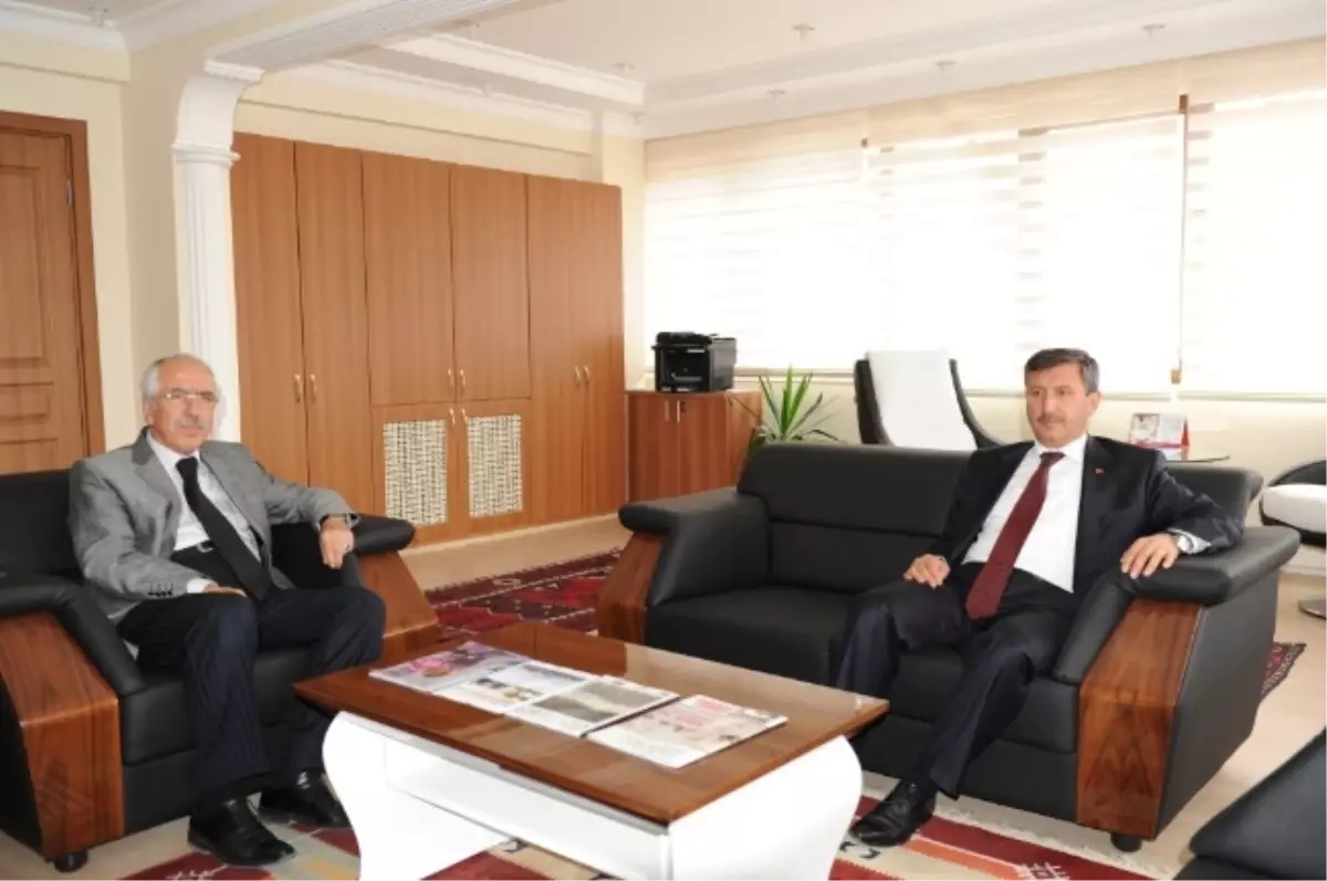 Vali Şerif Yılmaz İl Müftülüğü'nü Ziyaret Etti