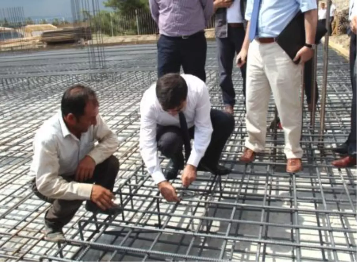 Vali Yılmaz, Okul İnşaatlarını İnceledi